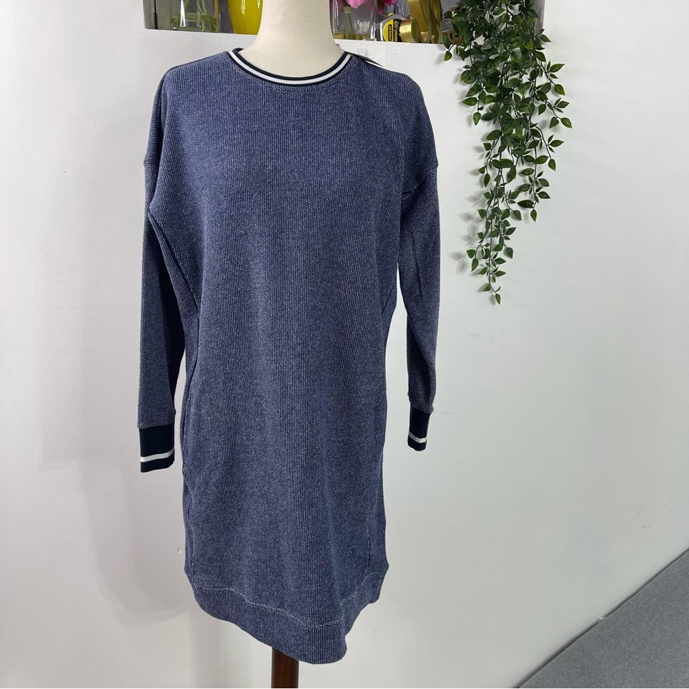 Vineyard Vines Varsity Sweatshirt Dress. NWT